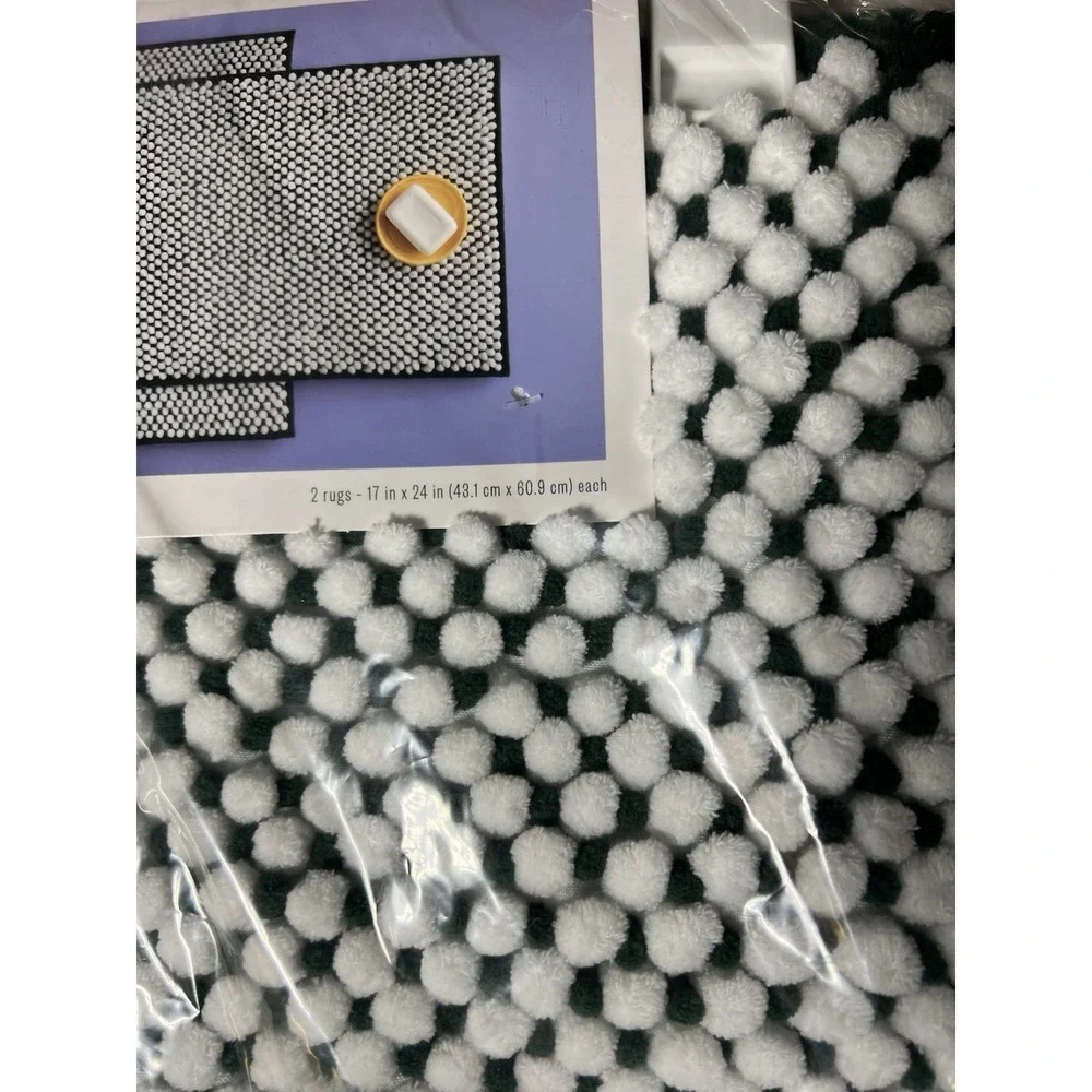 Room Essentials Everyday Chenille Bath Rug Set, BRAND NEW!! Great Price!!